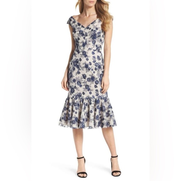 Gal Meets Glam Collection Rosemary Floral Embroidered Midi Dress Sz 4 - Picture 1 of 11